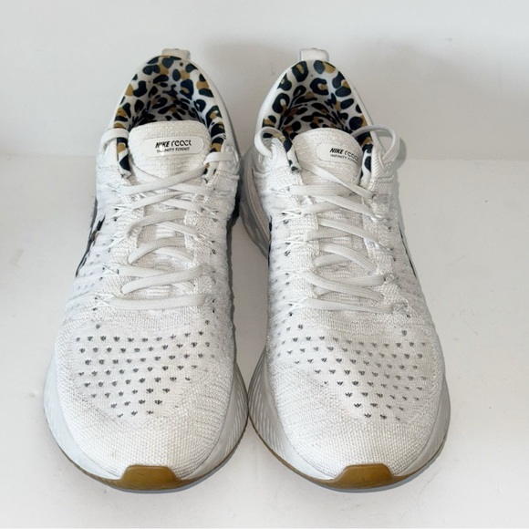 Nike Women's React Infinity Run Flyknit 2 Cheetah Print Running Sneakers Sz 9.5 - Picture 4 of 10